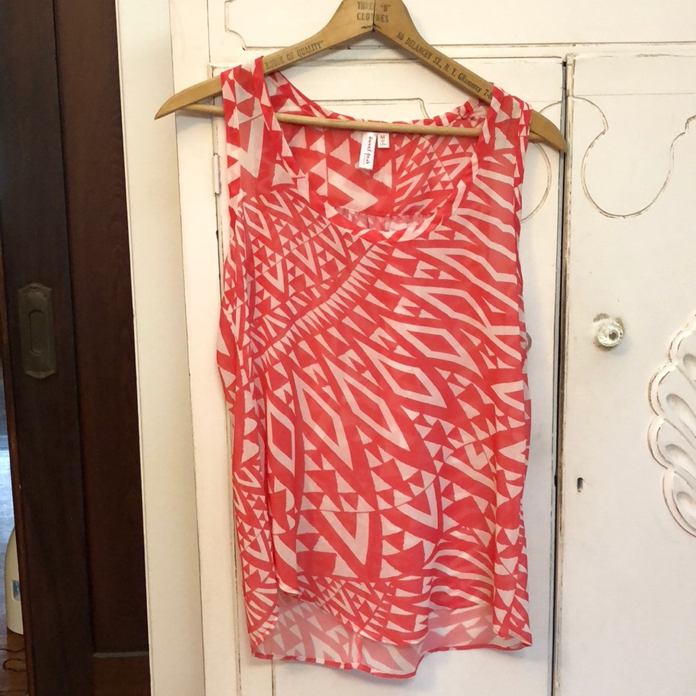 Sweet Pea by Stacy Frati top, Medium.